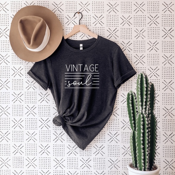 Tops - Cute Graphic Tee